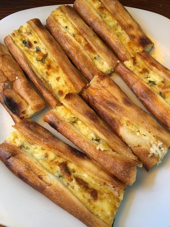Kapalı Peynirli Pide